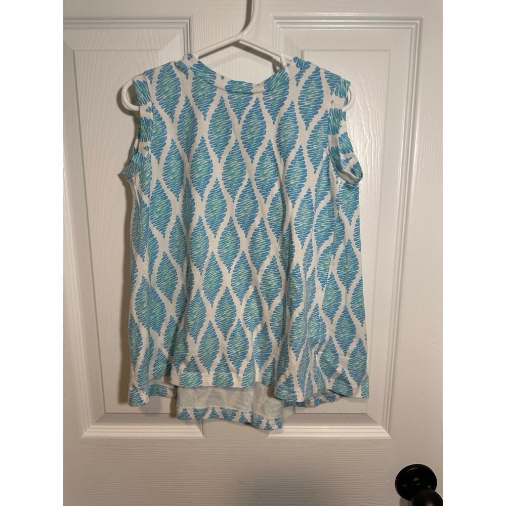 Eyelet and Ivy Girls Sleeveless 
Top size 6